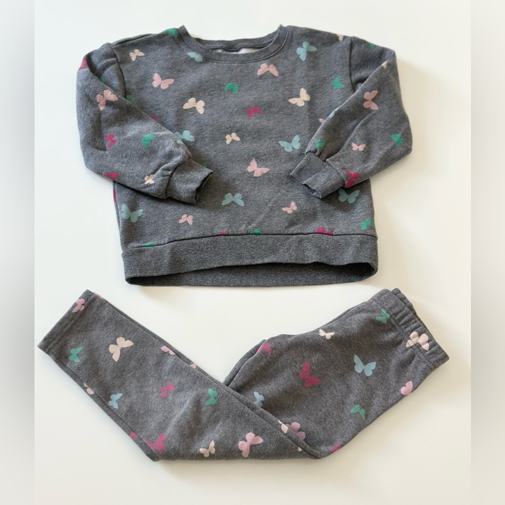 Carter’s Gray Butterfly Print Sweatshirt and Pants Set Size 7